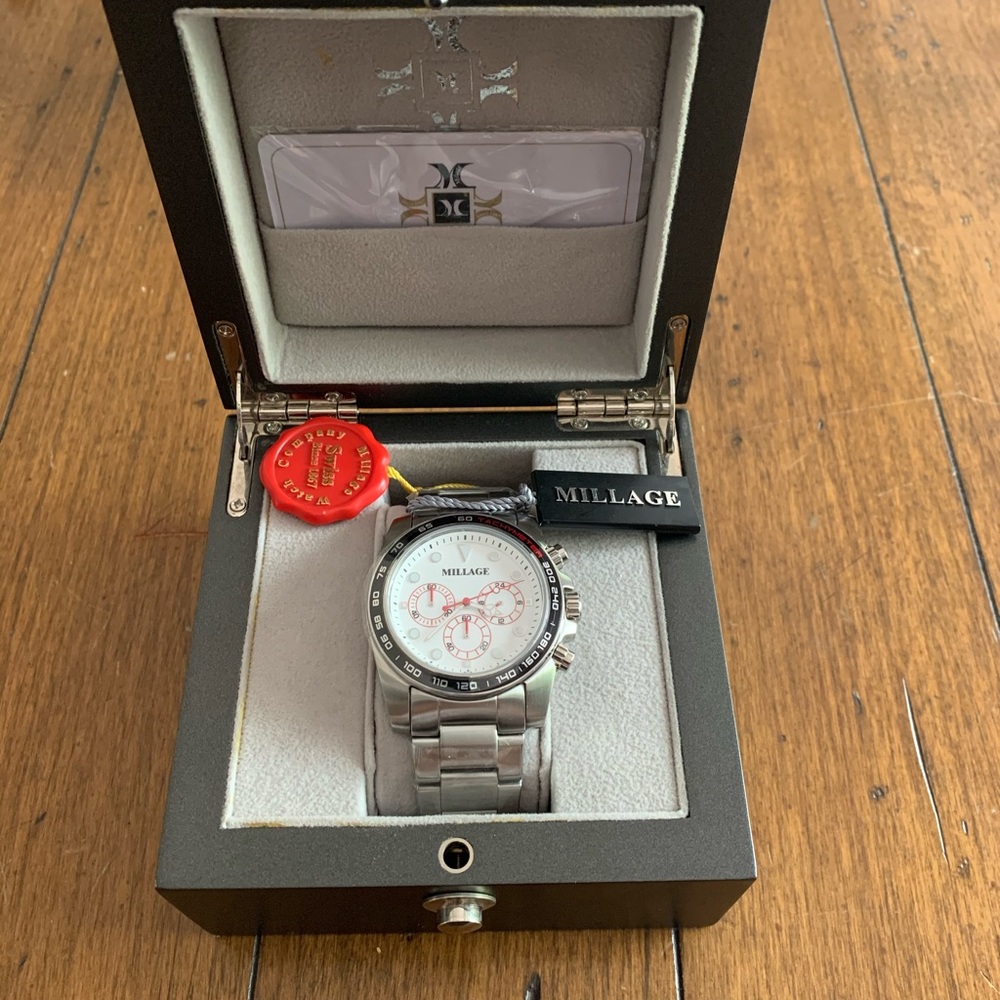 Millage Kingston quartz movement watch